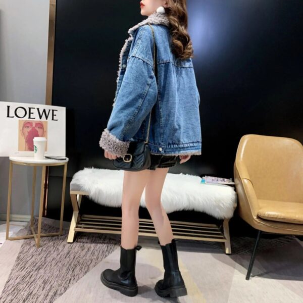 Winter Warmth Redefined: Women's Faux Lambswool Lined Denim Jacket - Image 6