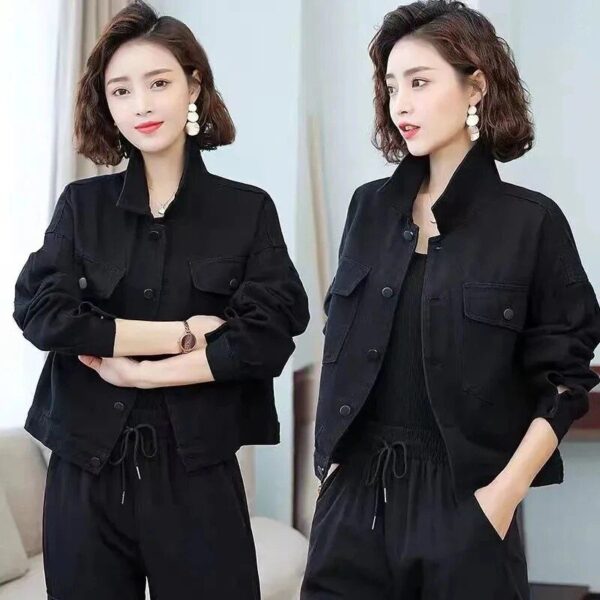 Classic Style Cropped Denim Jacket for Women - Image 3