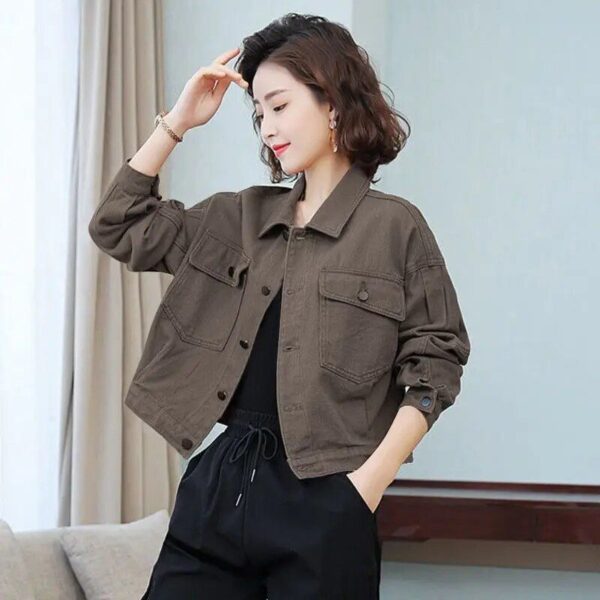 Classic Style Cropped Denim Jacket for Women - Image 4