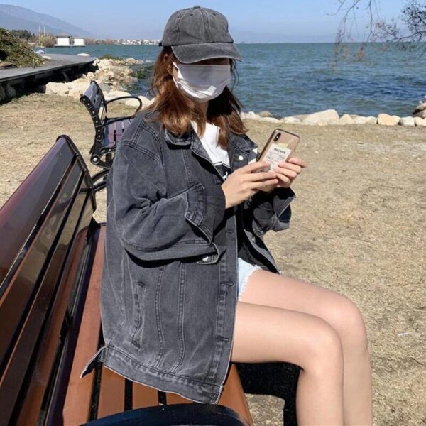 Women's Korean-Style Denim Jacket - Trendy Loose Fit with Button Detail - Image 4